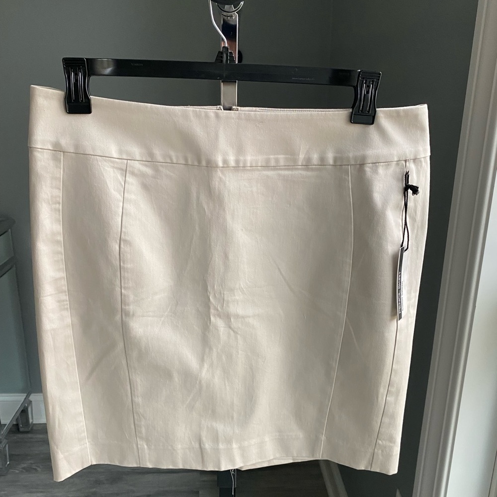 EXPRESS NWT PENCIL SKIRT